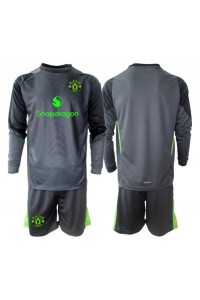 Manchester United Keeper Babyklær Borte Fotballdrakt til barn 2025-26 Lange ermer (+ Korte bukser)